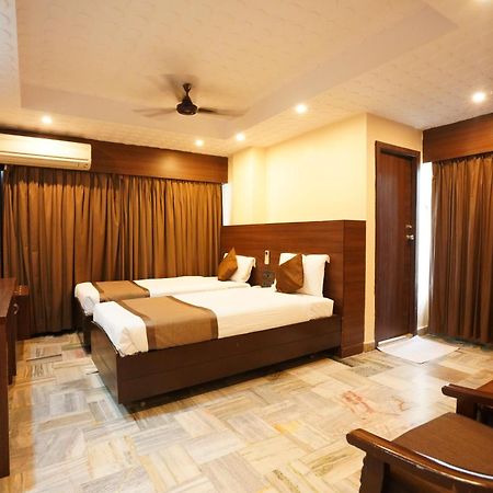 Jaya Residency Hotel Kakinada Exterior photo