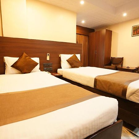 Jaya Residency Hotel Kakinada Exterior photo