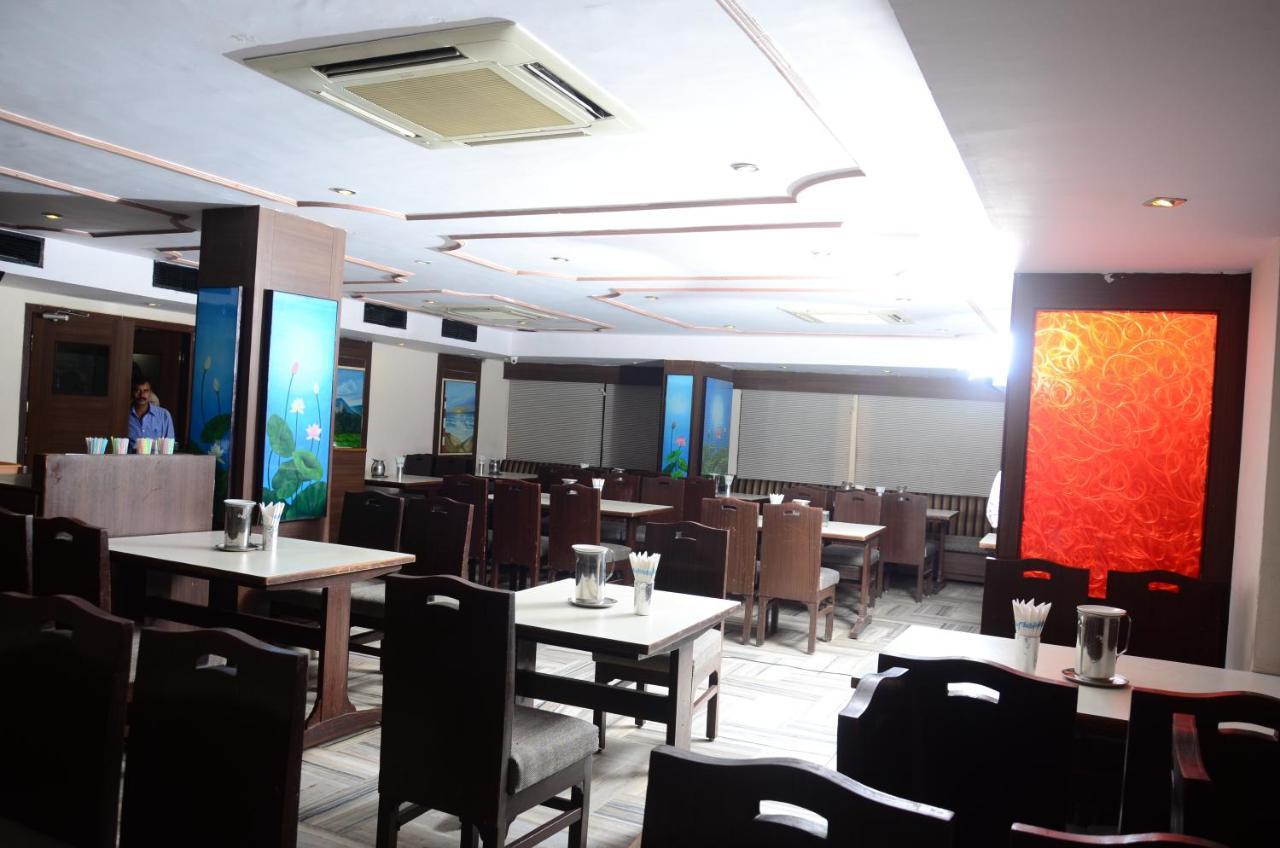 Jaya Residency Hotel Kakinada Exterior photo