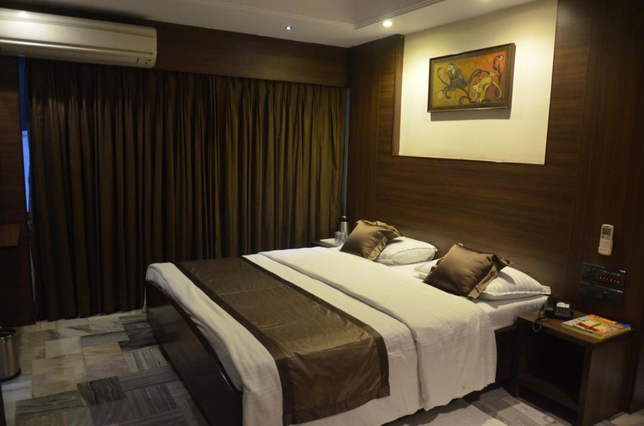 Jaya Residency Hotel Kakinada Exterior photo