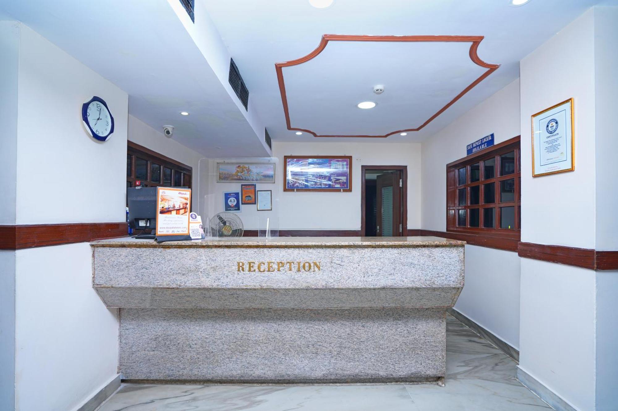 Jaya Residency Hotel Kakinada Exterior photo